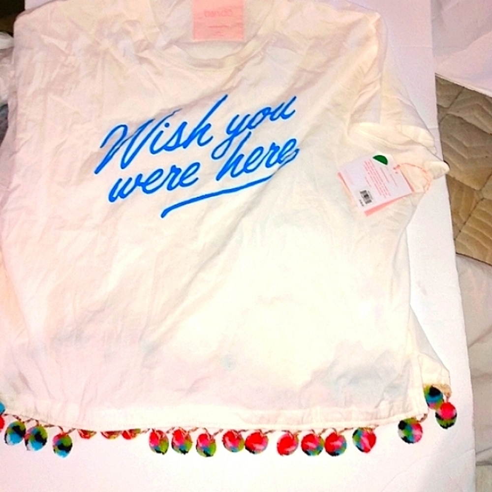Bando novelty pom pom t shirt